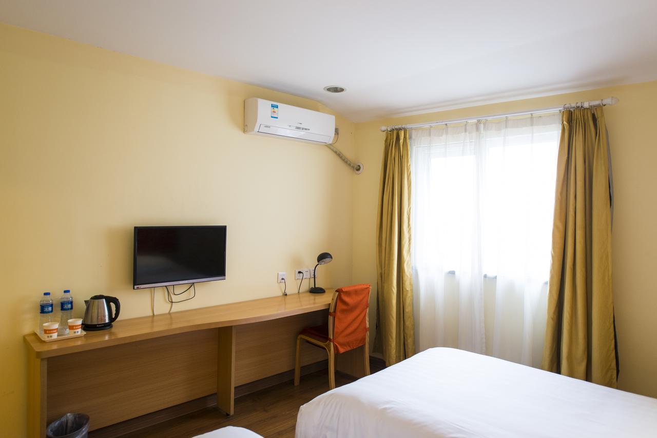 Home Inn Shanghai Century Park Esterno foto